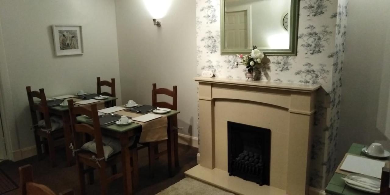 29 Well Street B&B Moffat Eksteriør bilde
